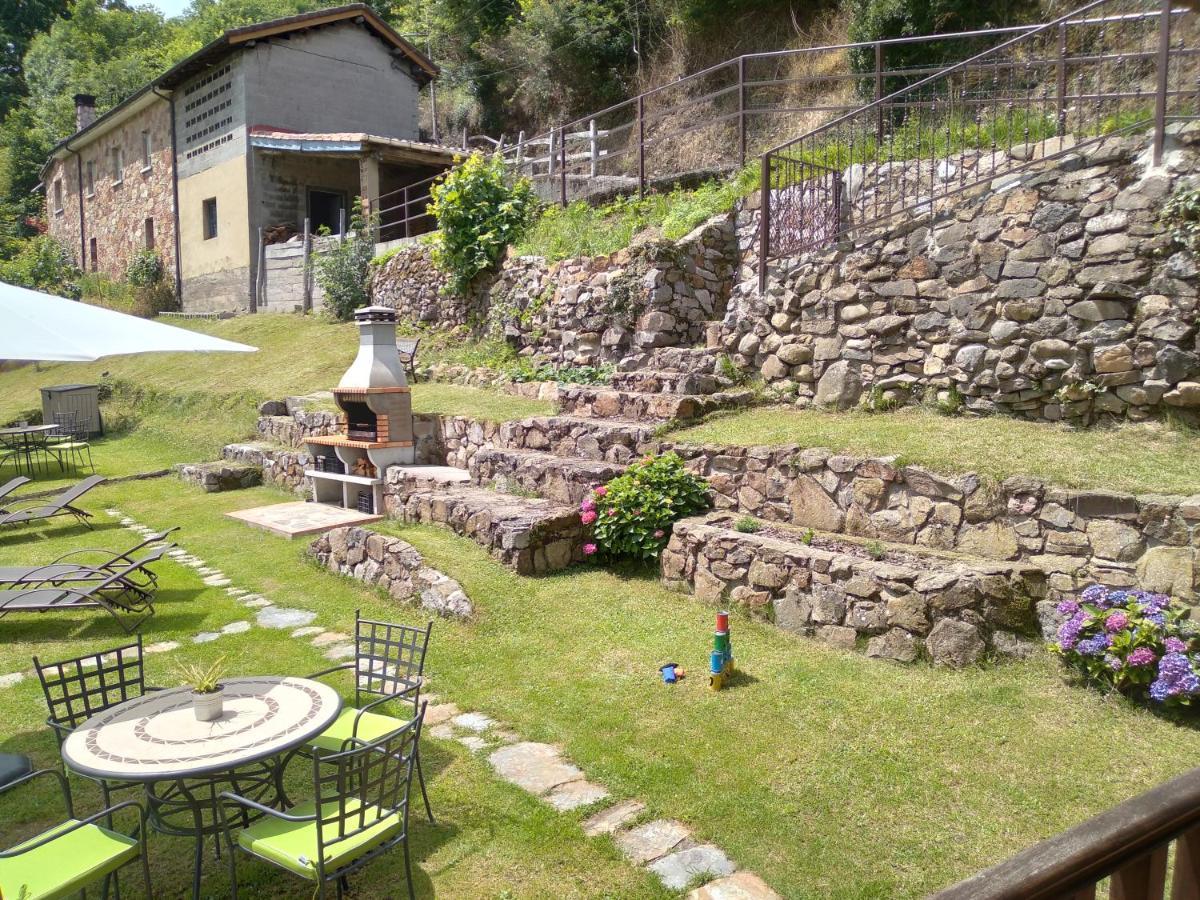 Casona Angliru Apartment Riosa Bagian luar foto