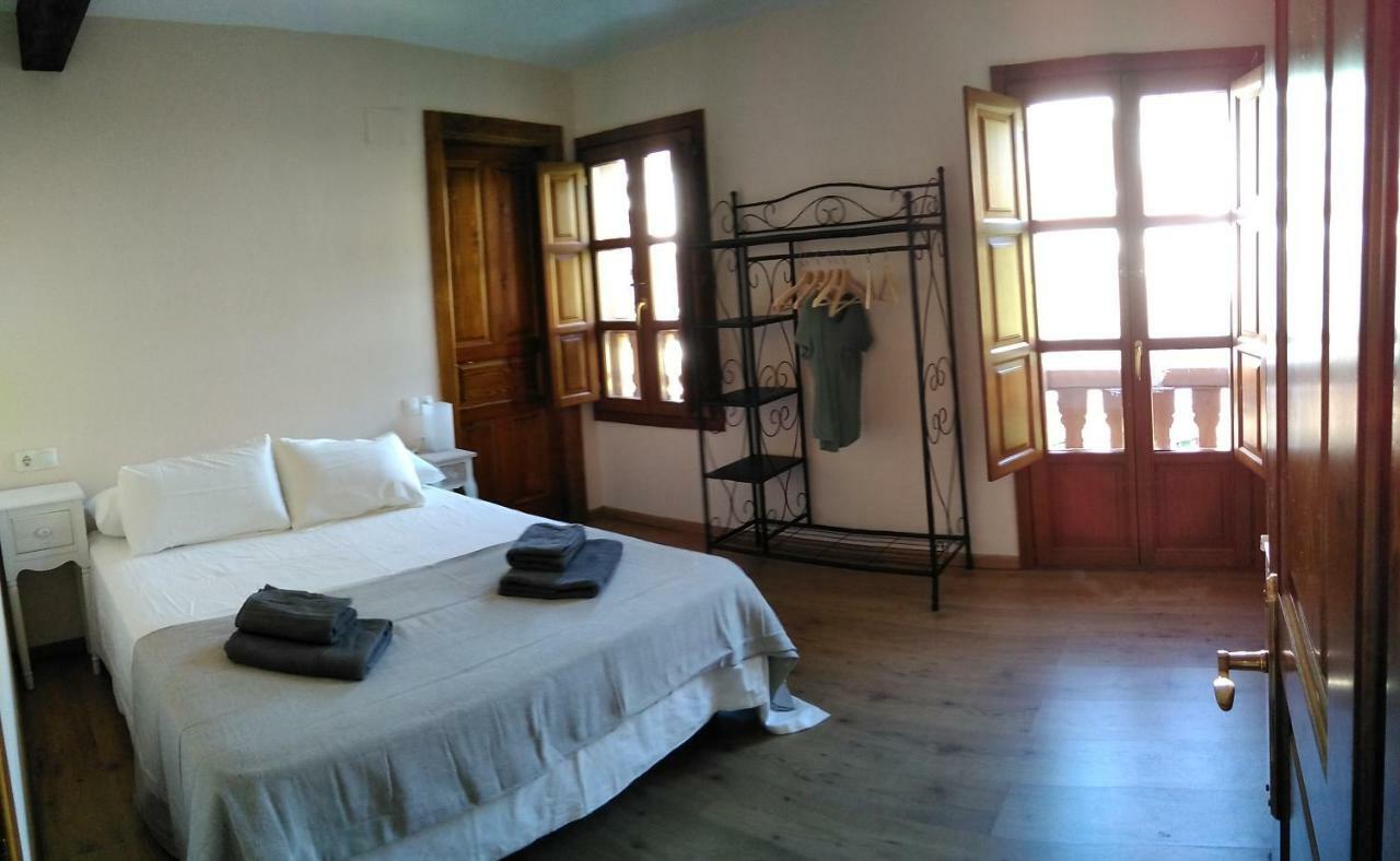 Casona Angliru Apartment Riosa Bagian luar foto