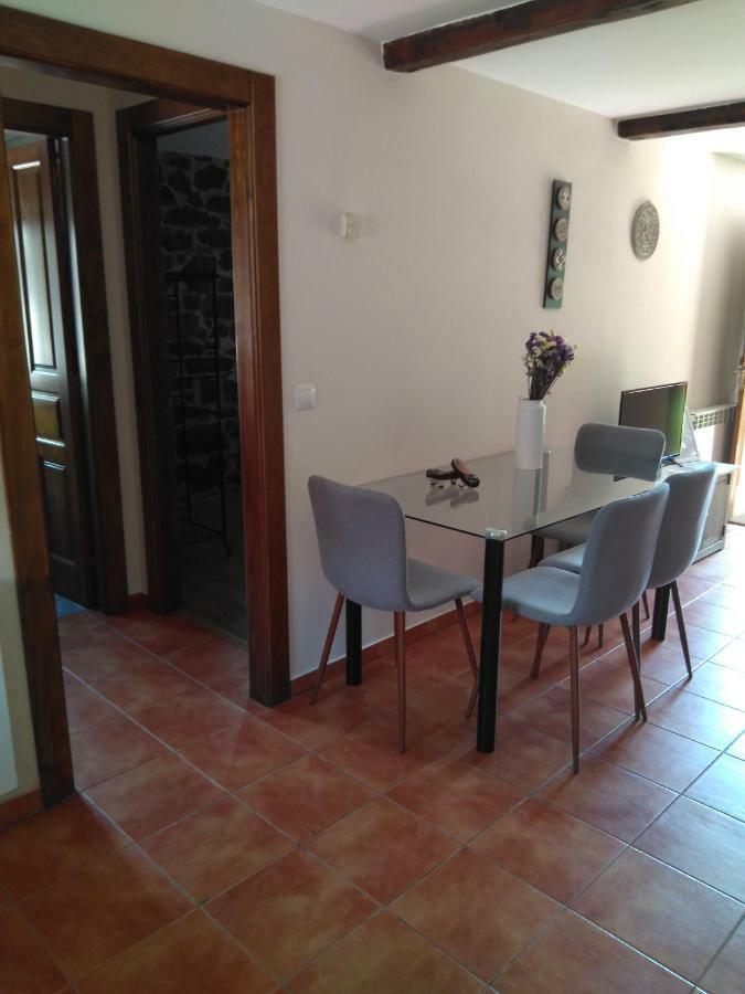 Casona Angliru Apartment Riosa Bagian luar foto